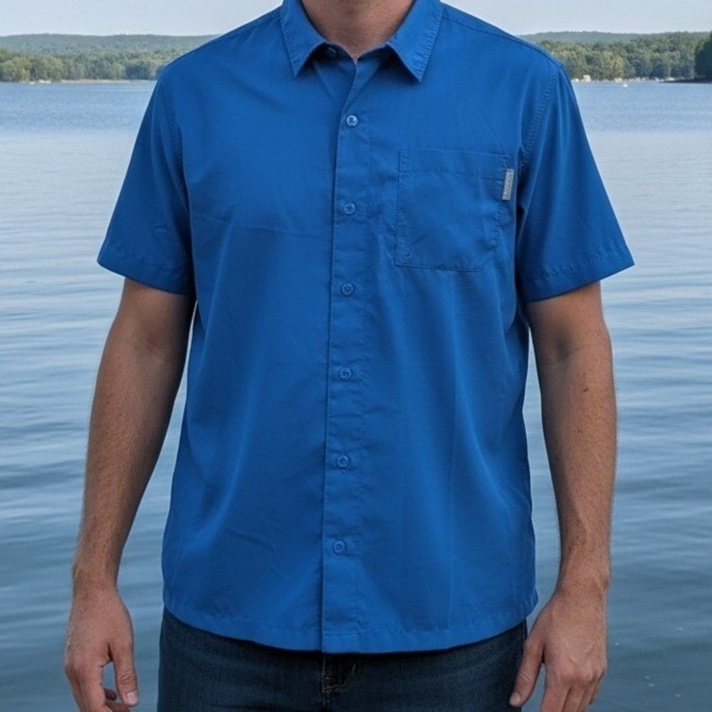 Columbia Sportswear Company Men's Blue Short Sleeve Button Up Shirt L‎ G
